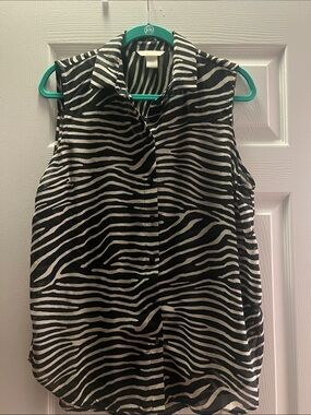 H&M Black and White Zebra-Print Sleeveless Button-Down Shirt